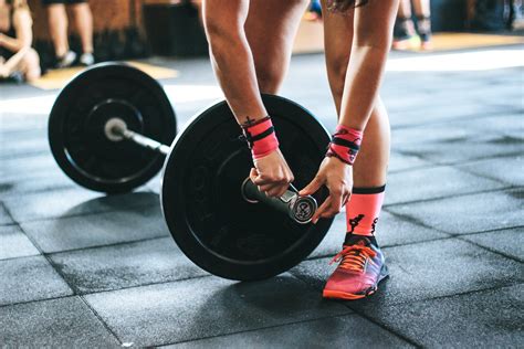 Can You Lift in Running Shoes? Exploring the Unlikely Intersection of Footwear and Strength Training